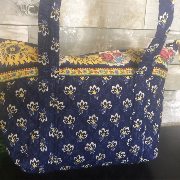 Vera Bradley Masion Blue Petite Paddy Purse - Picture 2 of 8